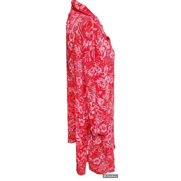 Avenue Tunic Size 22/24 Slightly Sheer Covered Buttons Red - Picture 4 of 9